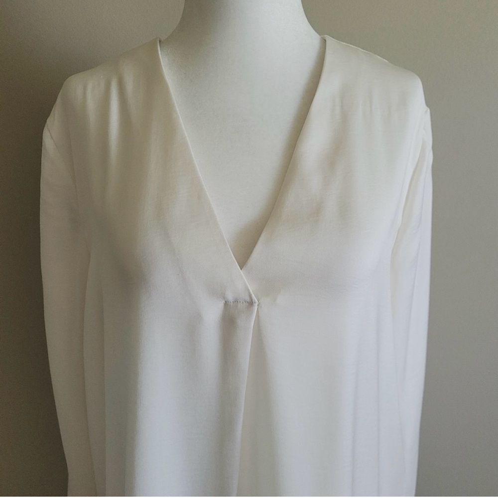 Banana Republic off-white blouse